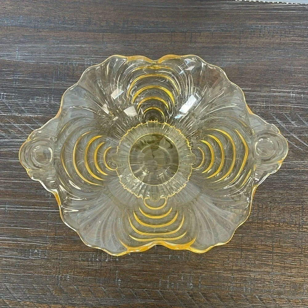Vintage Cambridge Yellow Depression Era Glass Serving Bowl Ruffle Edge EUC